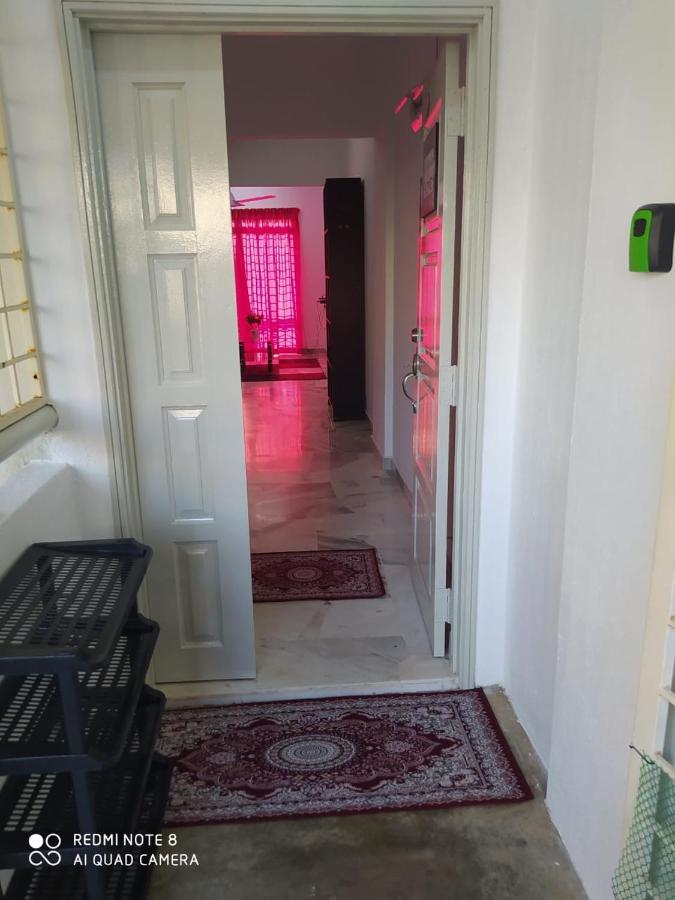 Pd Laguna Homestay Red Port Dickson Exterior foto